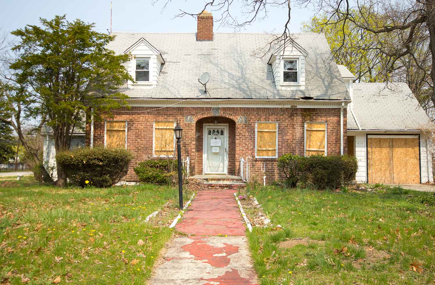 8 Unexpected Costs You’ll Face When Cleaning Out a Hoarder House in [market_city] 